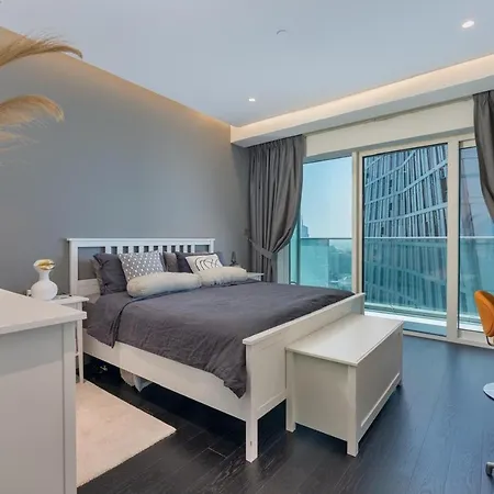Luxurious 1Bhk Apartment Damac Heights Marina Dubai Exterior photo