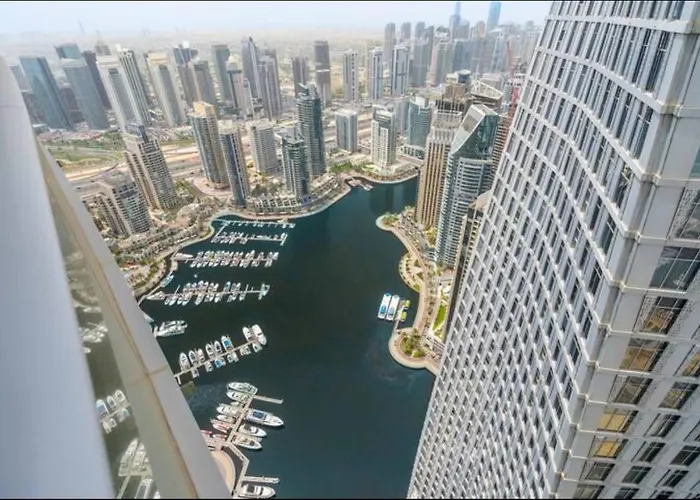 Luxurious 1Bhk Apartment Damac Heights Marina Dubai