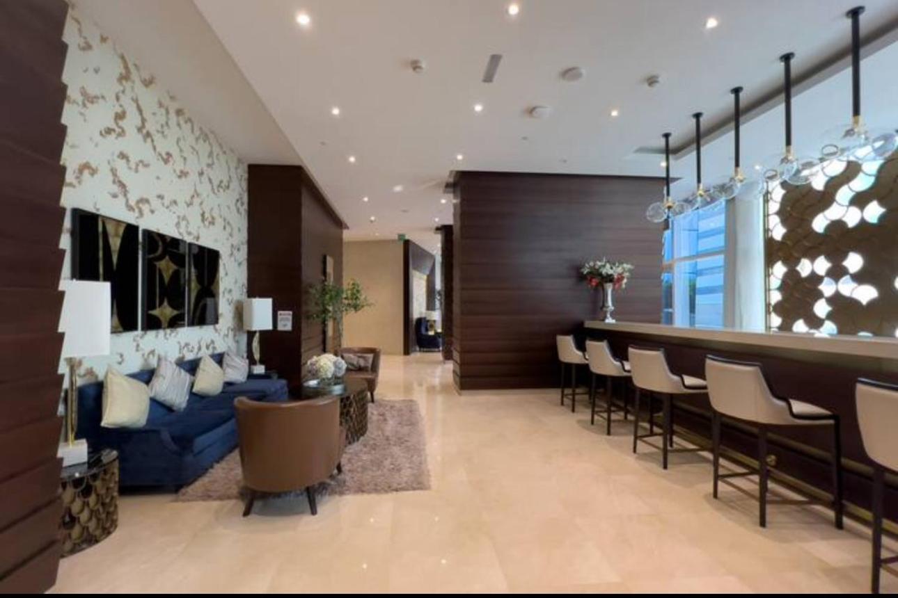 Luxurious 1bhk Damac Heights Marina